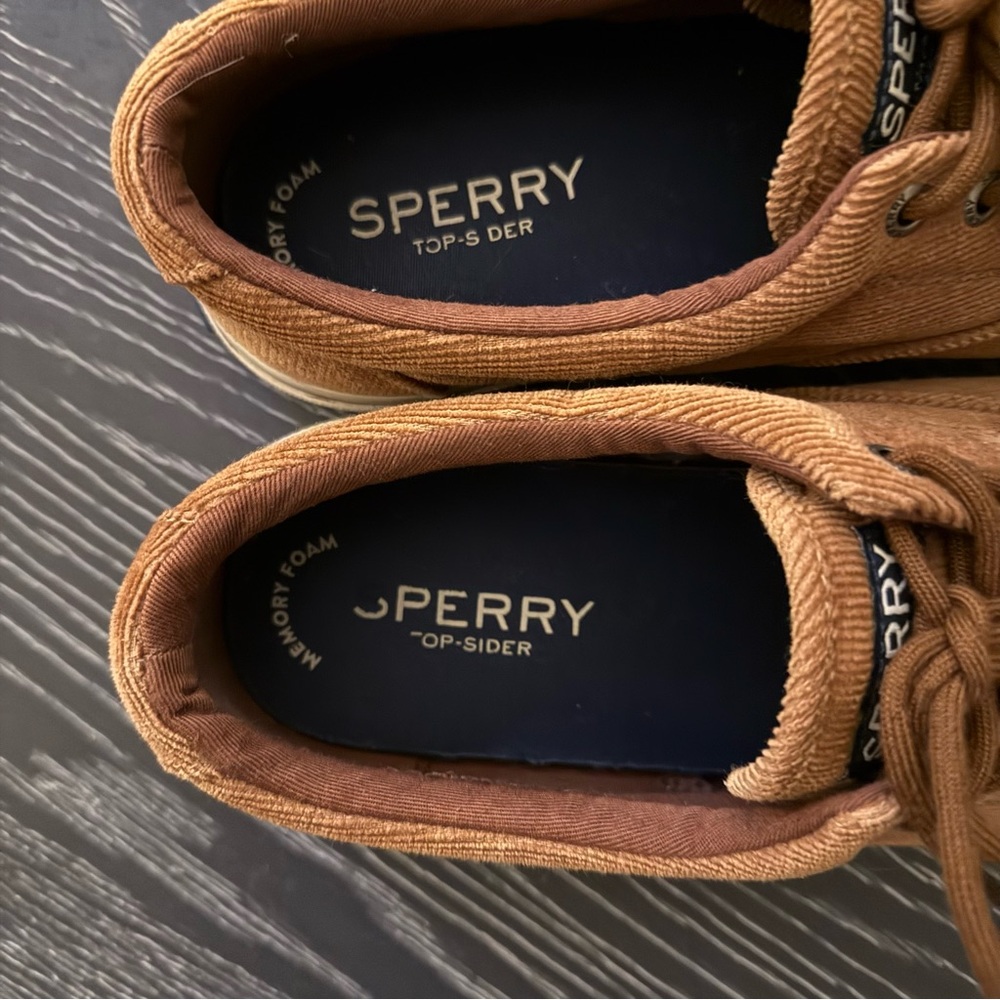 Men’s Sperry Halyard CVO Corduroy Sneaker in Mustard. Size 10.5 - Picture 3 of 9